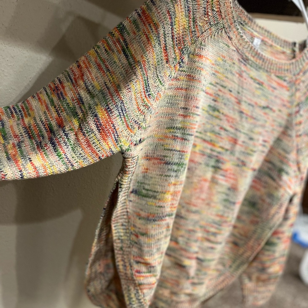 Sweater - Picture 2 of 3